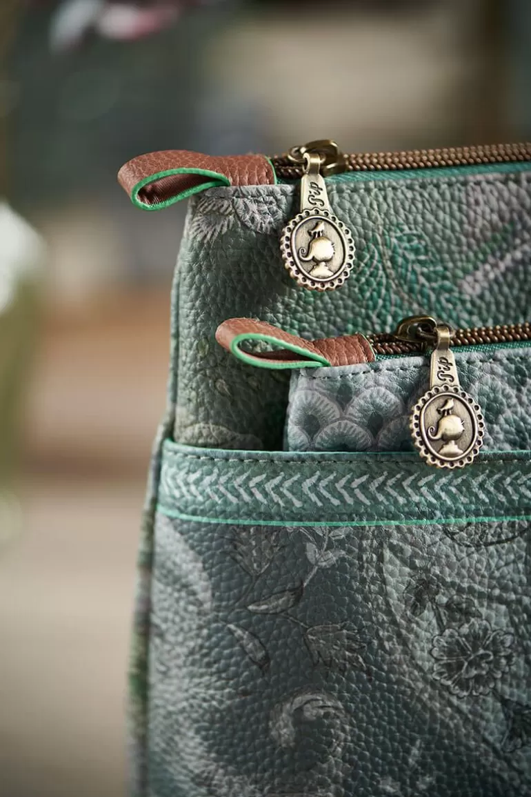 cosmetic_bag_kyoto_festival_combi_3-1.webp Shop Cosmetic Bag Kyoto Festival Combi Beauty Cases