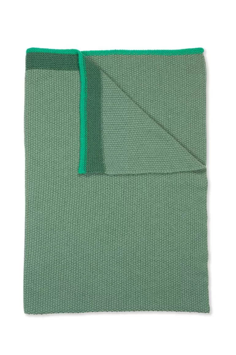 Shop Throw Bonnuit Plaids/Quilts